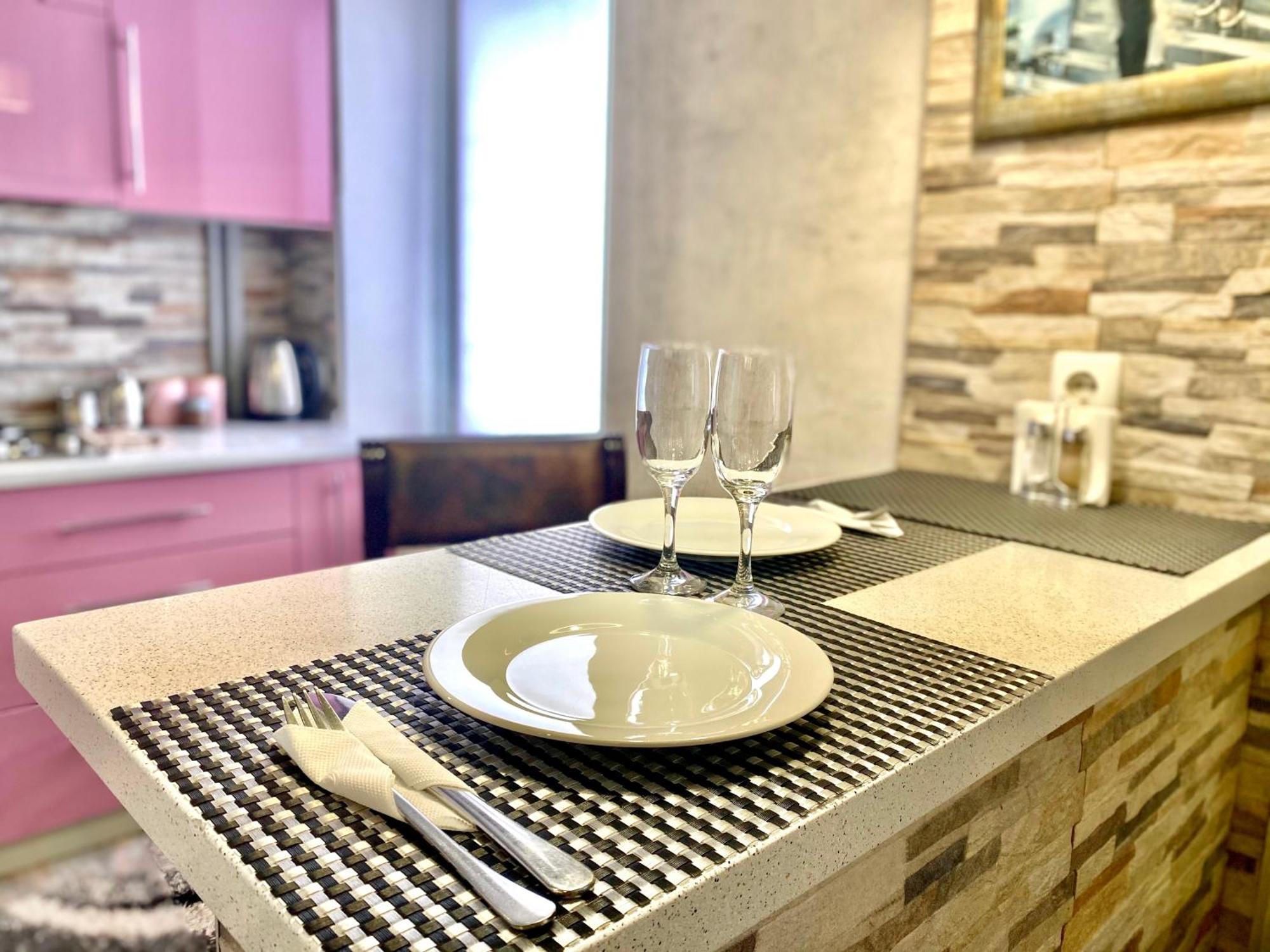 Apartpoltava Елегантна Двокімнатна Студія З Панорамою На Театр Гоголя, Цум, Фіскальний Чек Ngoại thất bức ảnh