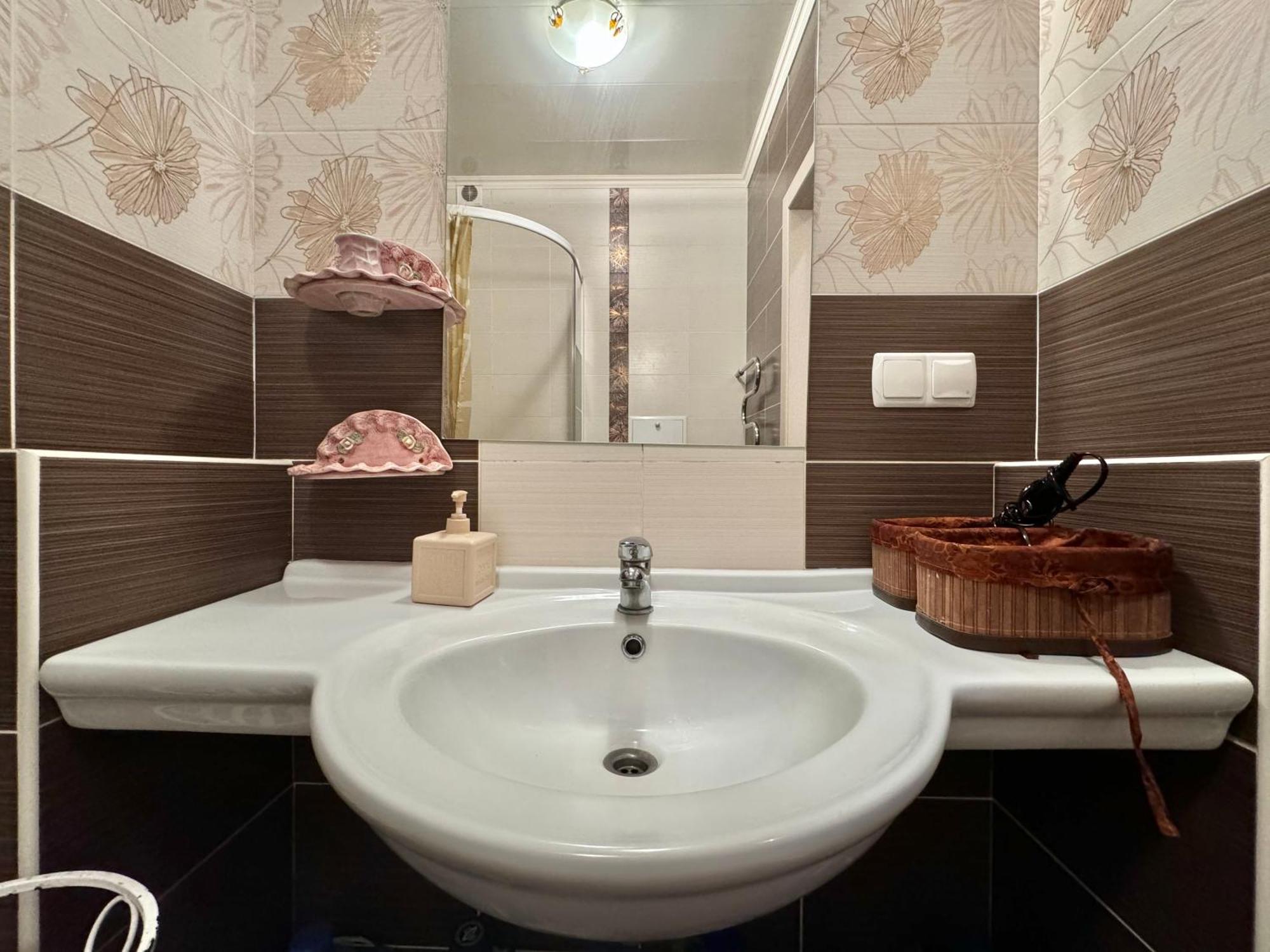 Apartpoltava Елегантна Двокімнатна Студія З Панорамою На Театр Гоголя, Цум, Фіскальний Чек Ngoại thất bức ảnh